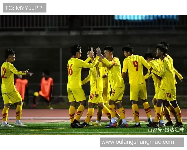 武汉足球队与成都足球队赛后复盘探讨战术灵活性与应变能力分析